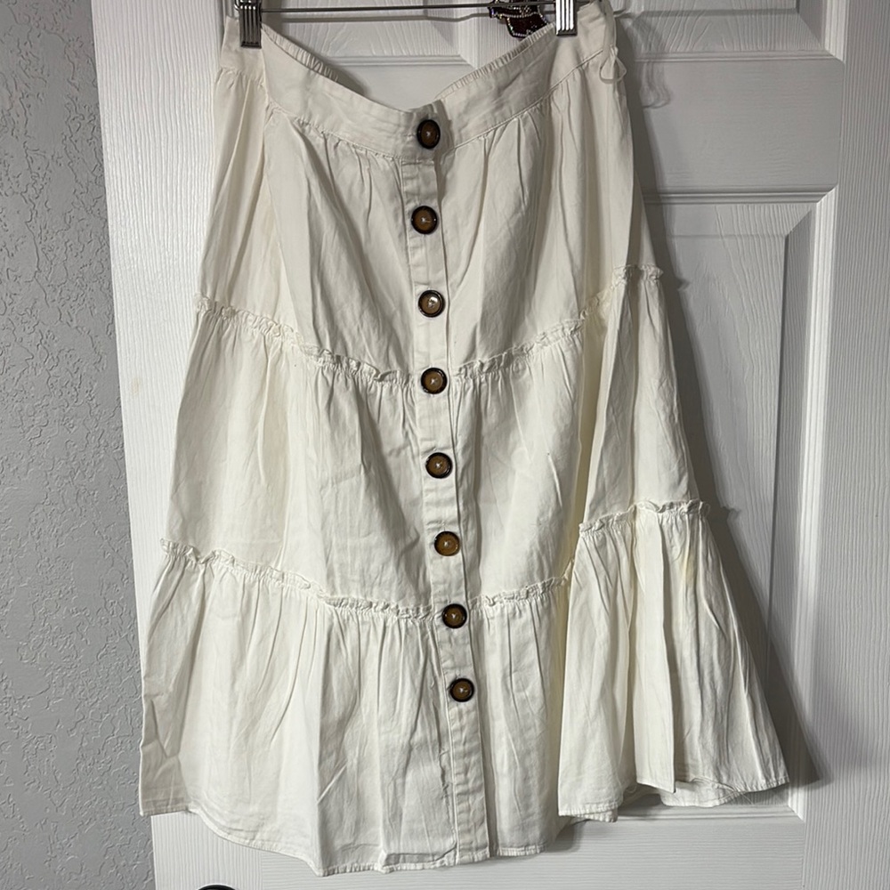 Cream Tiered A-line Midi Skirt  with small stain see photos at the end